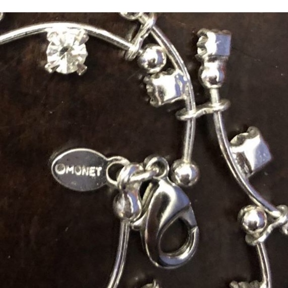 Vintage 1980s MONET Rhinestone Silvertone Necklace - Picture 5 of 5